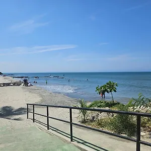 Con Piscina Cerca Al Mar Amoblado Rodadero Sur Apartamento